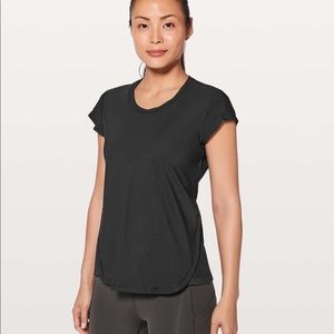 Lululemon Women’s Just Pleat It Short Sleeve Shirt